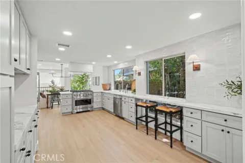 6 Canyon Ridge listing photo