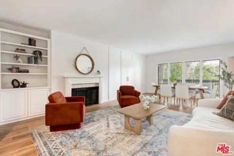 5625 Cambridge Way #203 listing photo