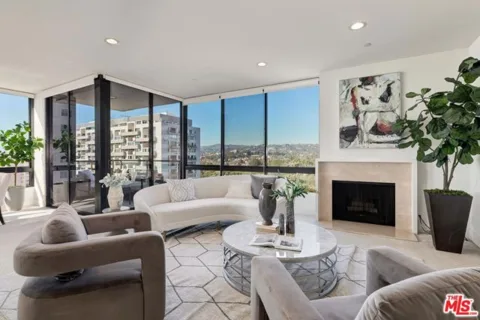 10350 Wilshire Boulevard #1102 listing photo