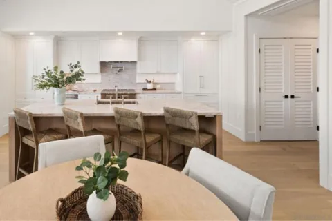 747 Orange Avenue #202 listing photo