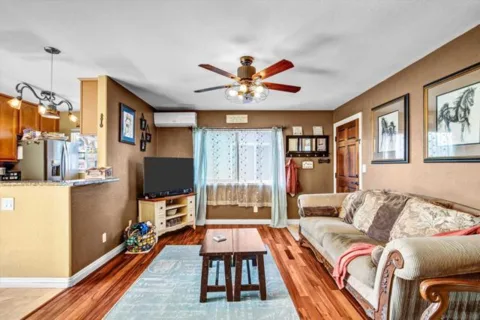 4244 Cherokee #7 listing photo
