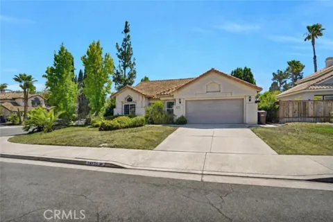 24135 Huntridge listing photo