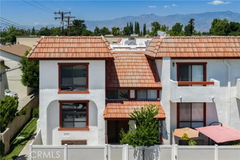 511 N Curtis #F listing photo