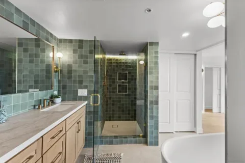230 W Laurel Street #502 listing photo