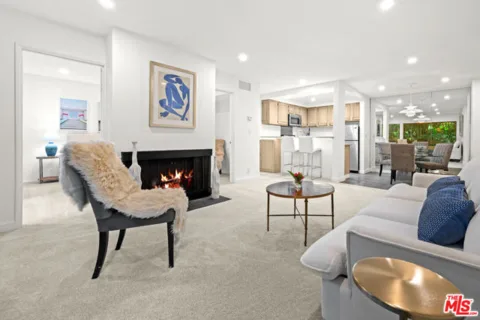 950 N Kings Road #209 listing photo