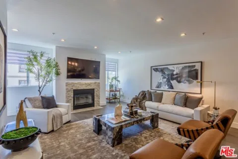 120 S Crescent Drive #304 listing photo