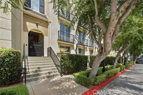 3273 Watermarke Place listing photo
