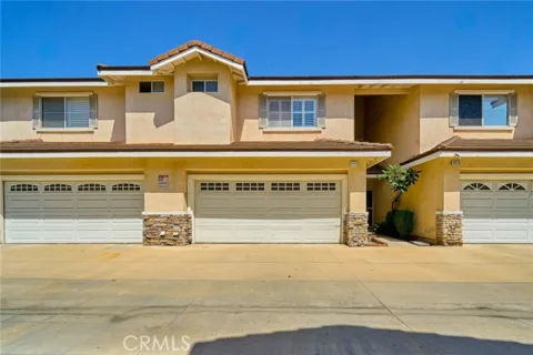 9008 Primavera Lane listing photo
