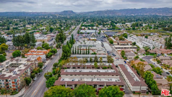 21811 Saticoy Street #23 listing photo