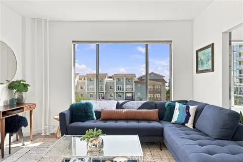 360 W Ocean Boulevard #407 listing photo