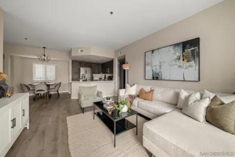 680 Camino De La Reina #2307 listing photo