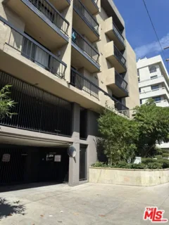 7320 Hawthorn Avenue #106 listing photo