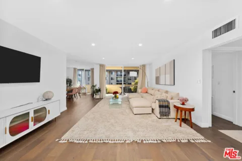 11970 Montana Avenue #207 listing photo