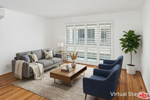 1440 23rd Street #302 listing photo