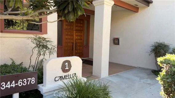6358 Riviera Circle listing photo