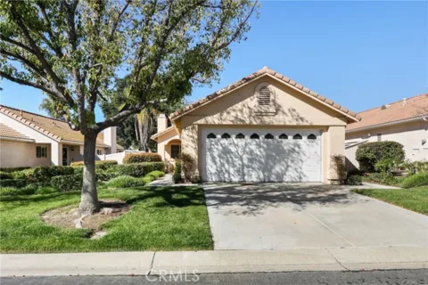 23948 Via Astuto listing photo