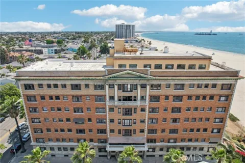 1030 E Ocean Boulevard #401 listing photo