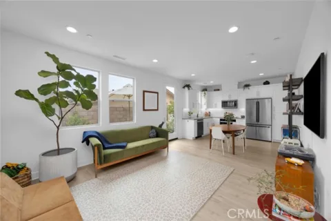 17544 Cameron #102 listing photo
