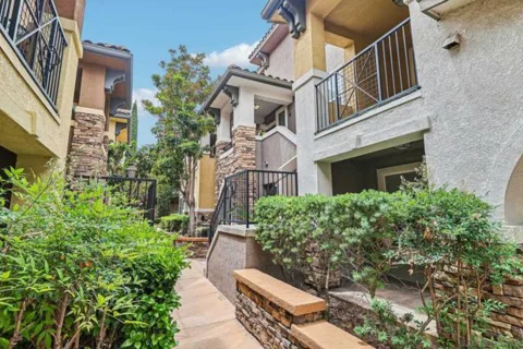 152 Via Montisi listing photo
