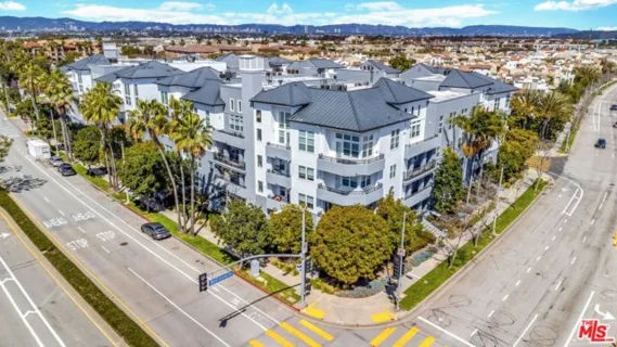 7100 Playa Vista Drive #123 listing photo