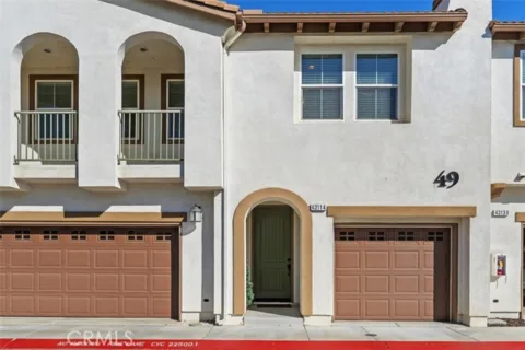 43114 Avenida Abril listing photo