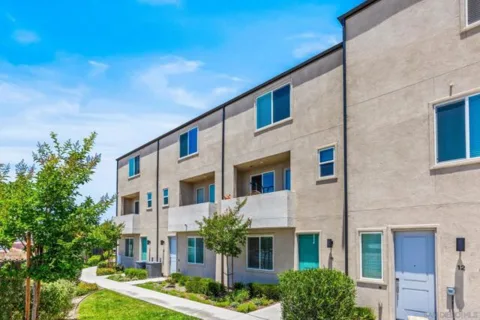5310 Seacliff Place #11 listing photo