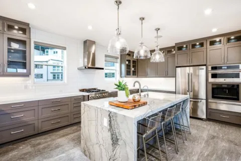 2858 Avella Circle listing photo