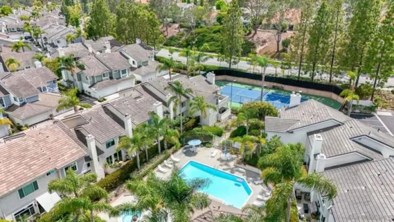 13398 Tiverton Road listing photo