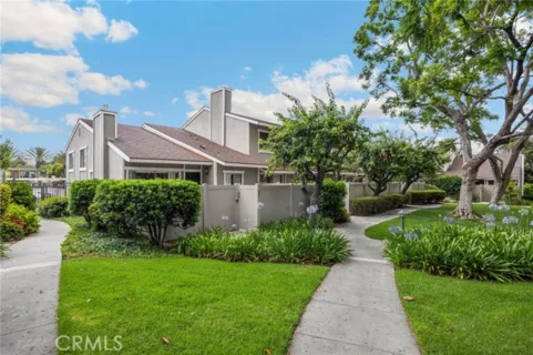 57 E Palm Drive listing photo