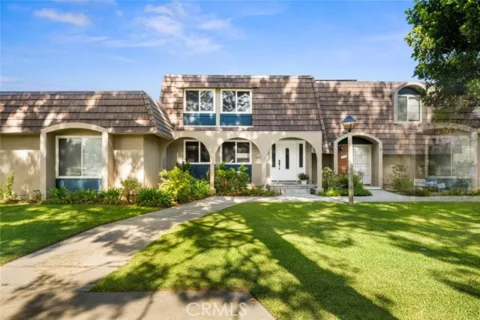 4163 Larwin listing photo