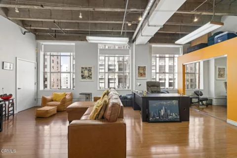 312 W 5th Street #625 listing photo