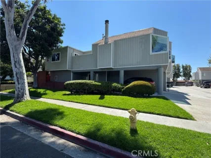 15732 S B #A listing photo