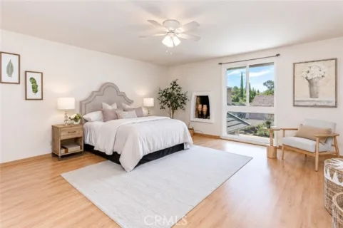 8237 Henshaw listing photo
