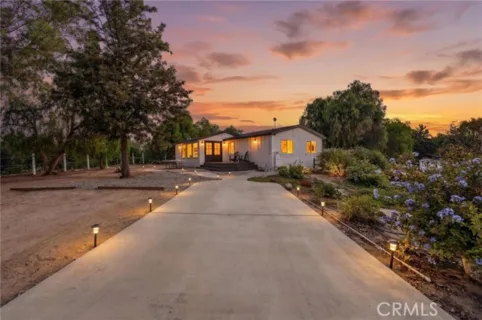 39450 Colleen Way listing photo