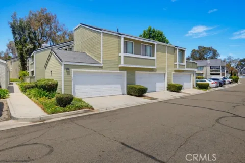 23411 Cambridge listing photo