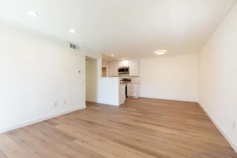 174 Chambers Street #1 listing photo