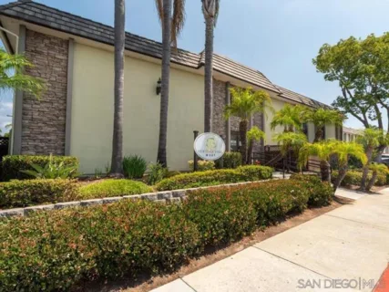 6602 Beadnell Way #4 listing photo