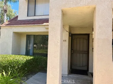 65 Largo listing photo