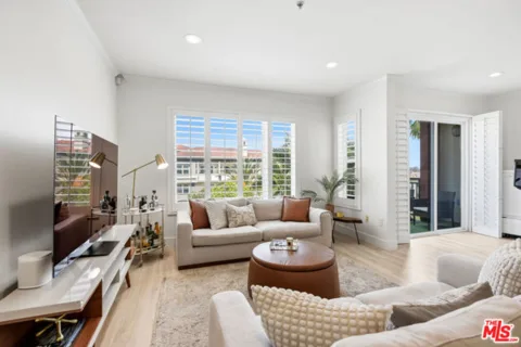 6020 Seabluff Drive #411 listing photo