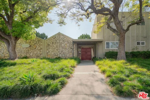 4353 Colfax Avenue #34 listing photo
