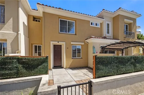 105 Via Vicini listing photo