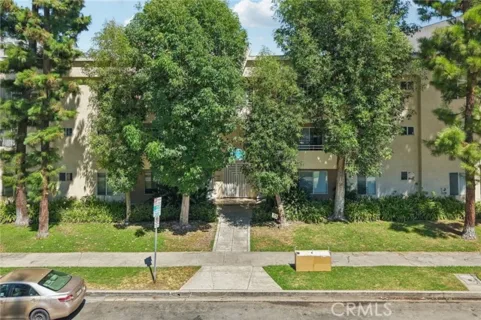 4358 Mammoth Avenue #14 listing photo