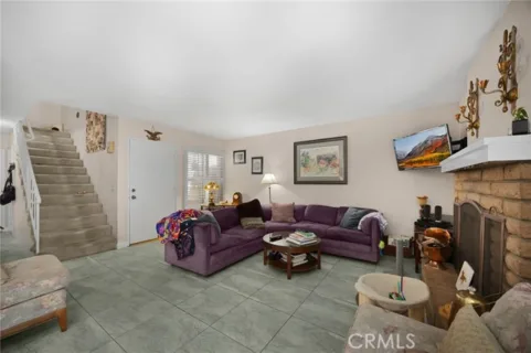 1402 Vista Grande listing photo
