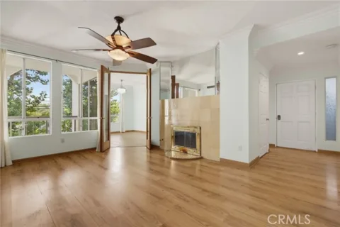 4623 E 4th #6 listing photo
