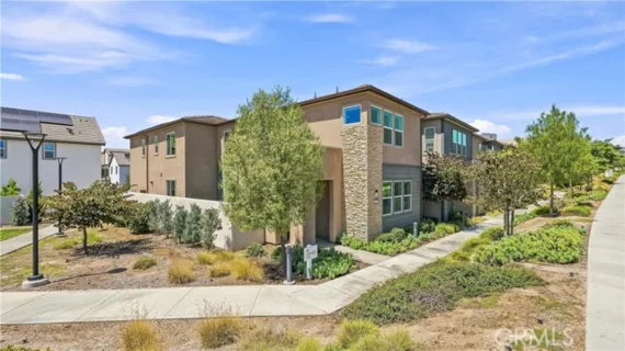 291 Lynx listing photo