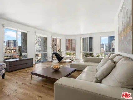 800 W 1st Street #905 listing photo