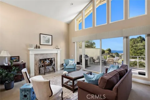 25 Lucerne Street listing photo
