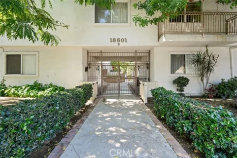 18601 Collins #D30 listing photo