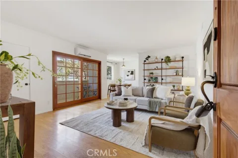 852 15th Street #5 listing photo
