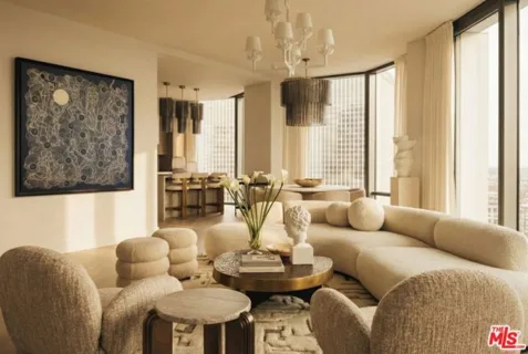211 W Elm Court #23B listing photo